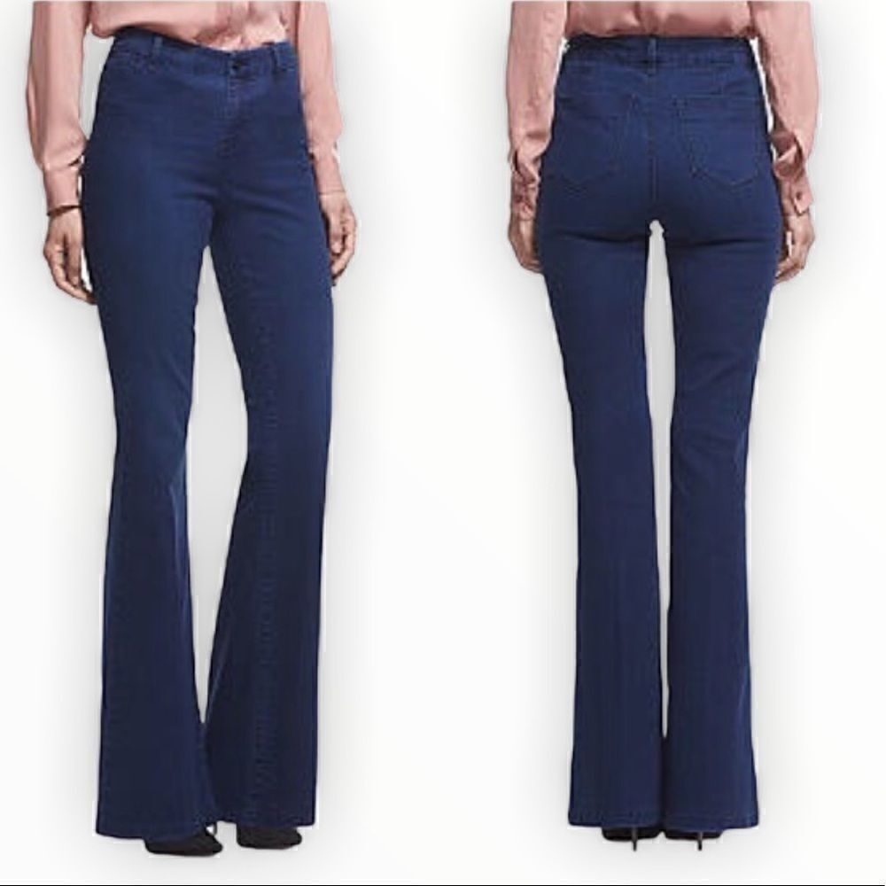 Robert Rodriguez Dark Wash Flared Jeans in Size 29